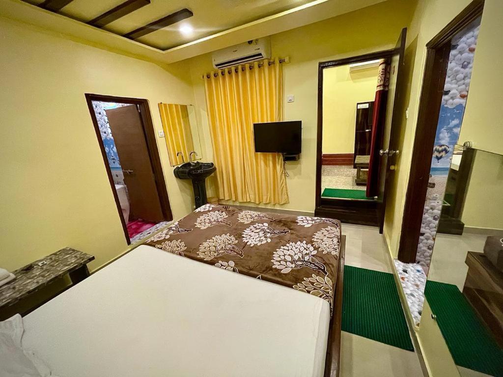Hotel Saptarang Residency Panhāla 外观 照片