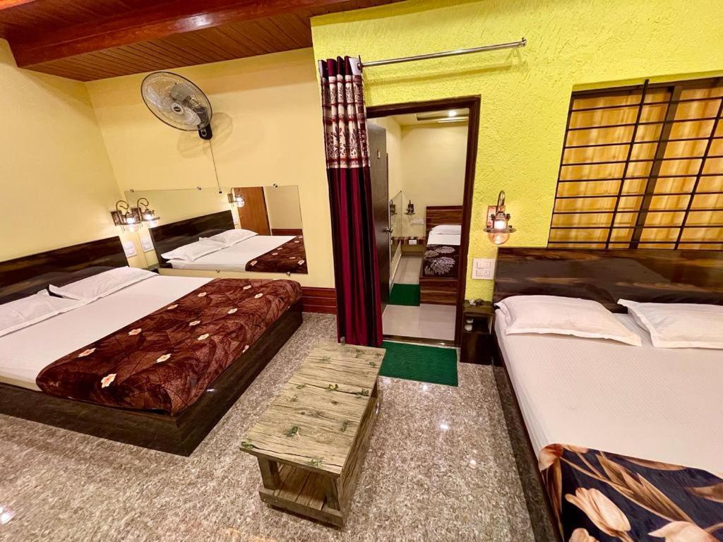 Hotel Saptarang Residency Panhāla 外观 照片