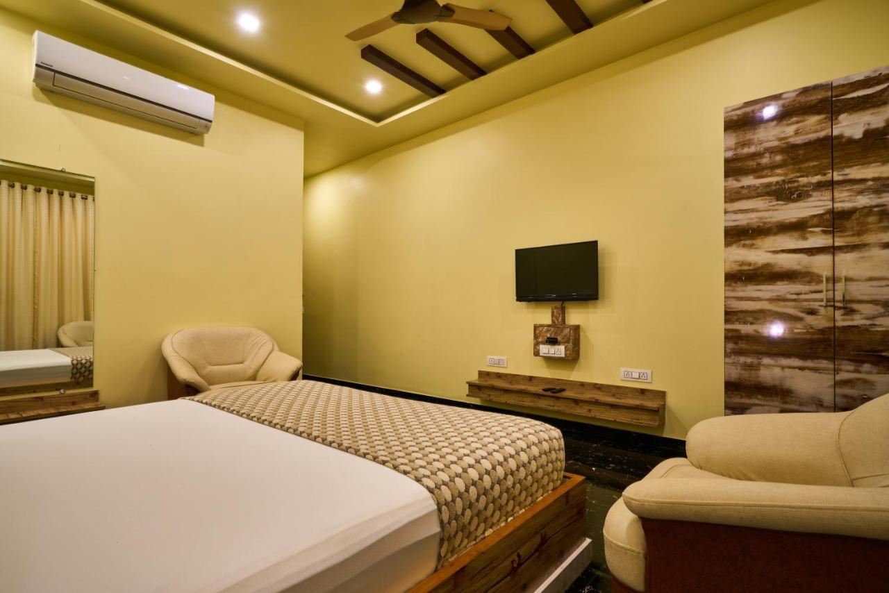 Hotel Saptarang Residency Panhāla 外观 照片